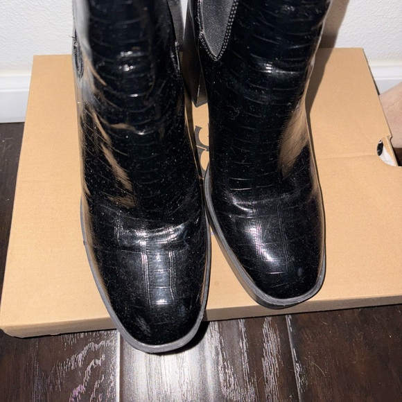 Level Up Croc Healed Boot — by NastyGal - Picture 6 of 9